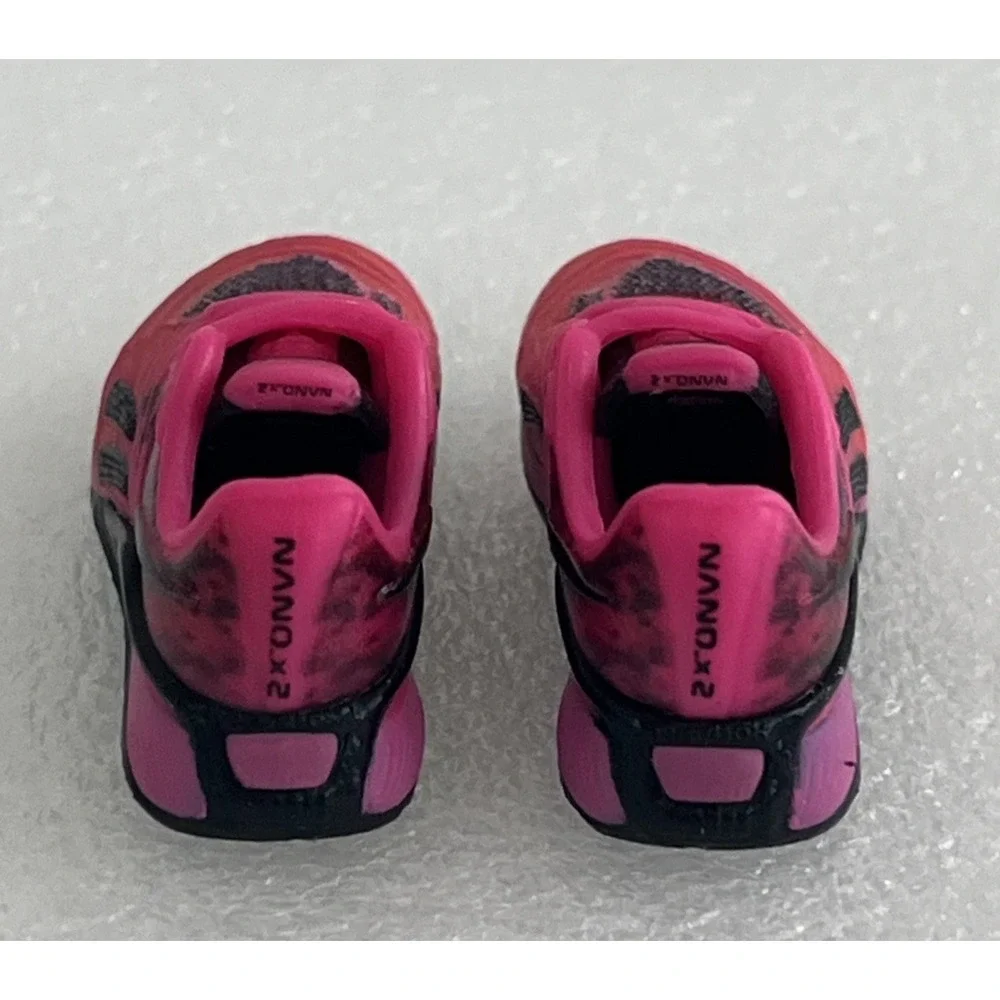 Zuru Mini Brands Figurine/Doll Mini‎ Reebok Toy Sneakers